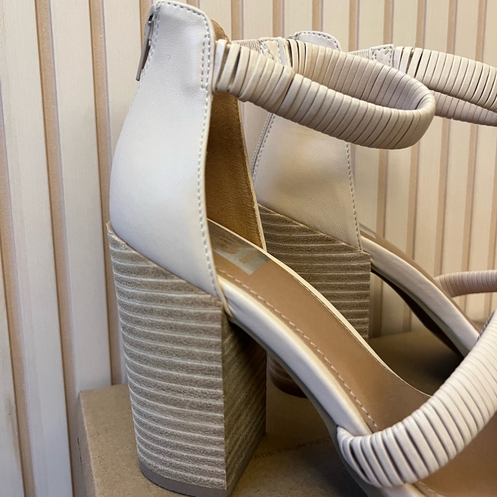 DV by Dolce Vita blush Wrapped-Strap Block Heel Sandals NWOB - Picture 3 of 4